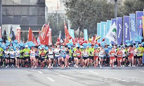 跑马拉松注意事项_跑马拉松注意事项科普